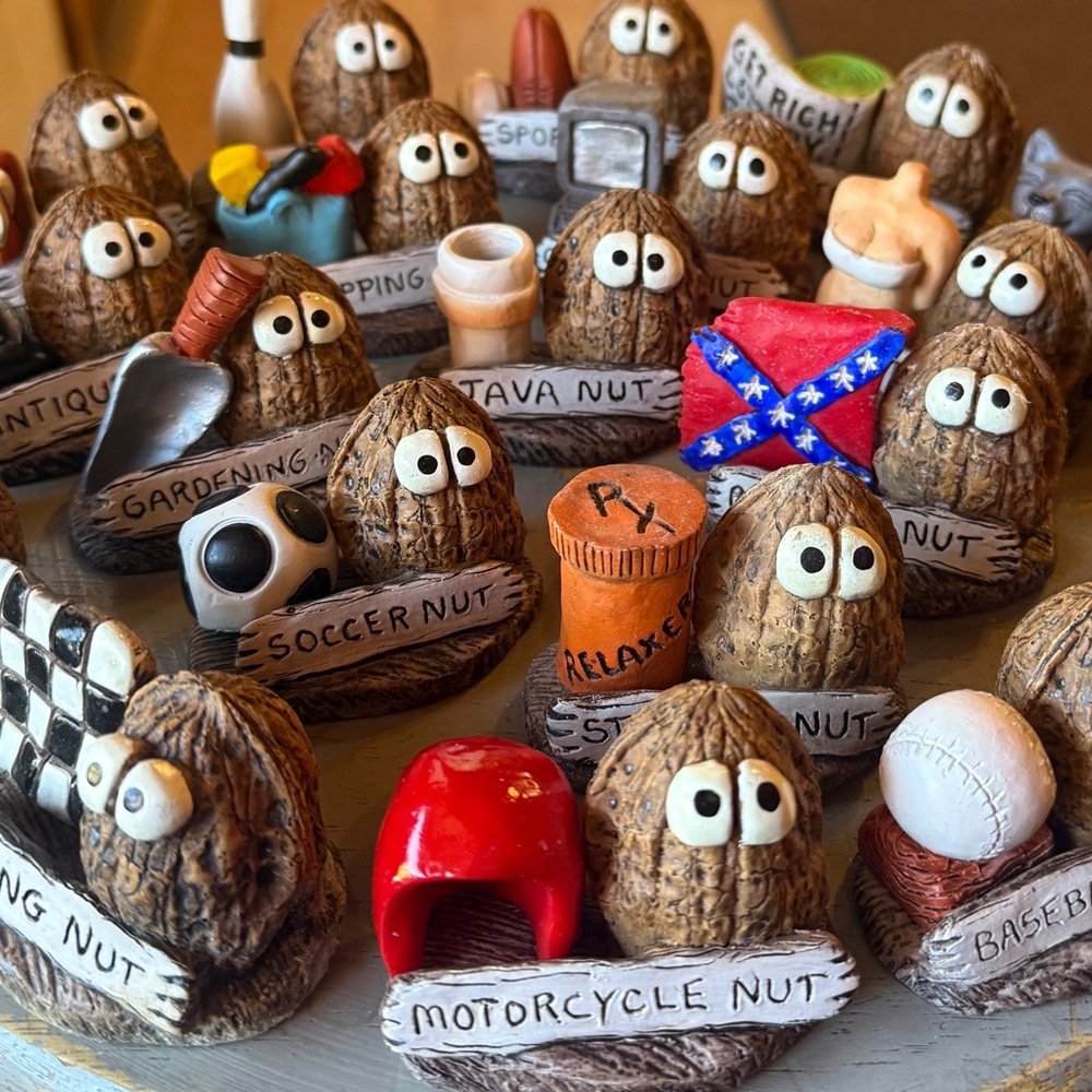 New- Your choice of one Novelty Nut Figurines Hilarious Adorable and Fun - Picture 4 of 14